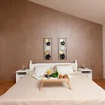 Villa Amazing Vacation House With A Private Pool & Grill