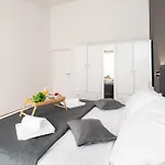 Amazing Vacation House With A Private Pool & Grill * Zára